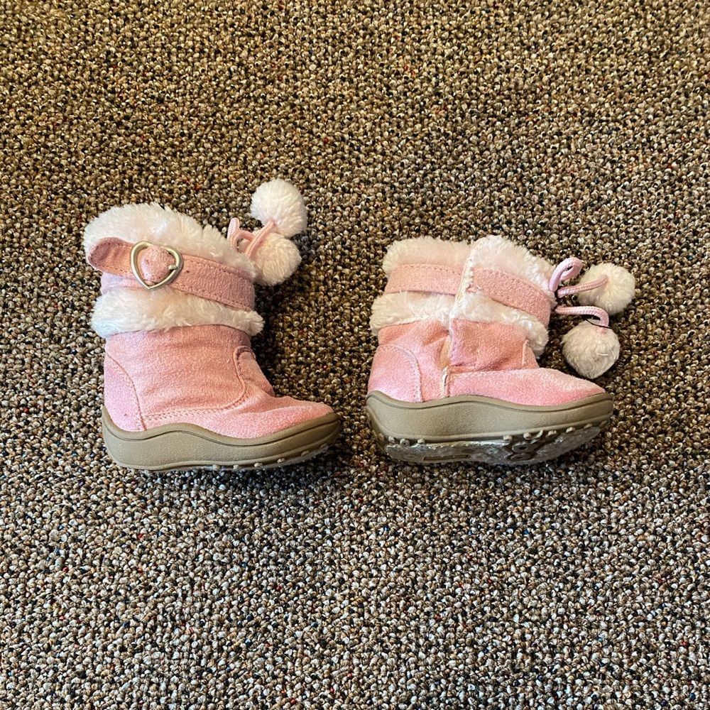 Pink winter Boots